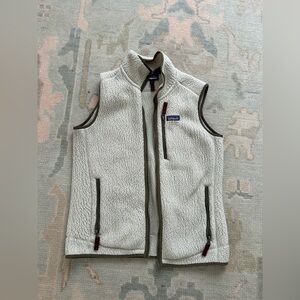 Patagonia Off-White Fleece Jacket